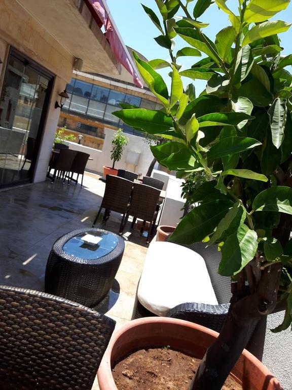 Etoile Suites Boutique Hotel Downtown Bejrut Zewnętrze zdjęcie