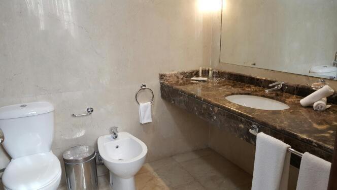 Etoile Suites Boutique Hotel Downtown Bejrut Zewnętrze zdjęcie